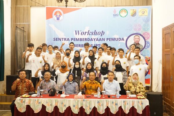 Bupati Cikarang Minta Koperasi Manfaatkan Teknologi Informasi di Revolusi Industri 4.0